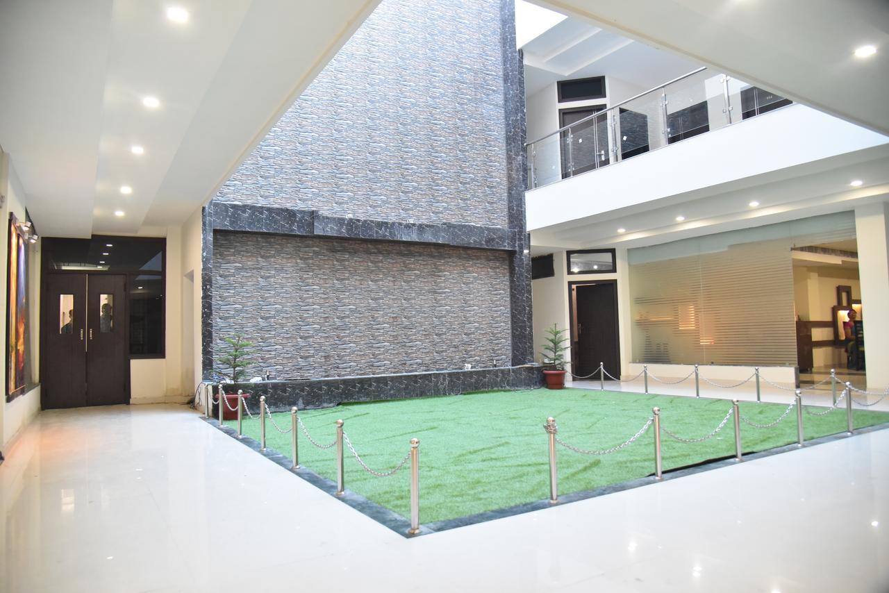 Hotel Castle View Roorkee Exterior photo